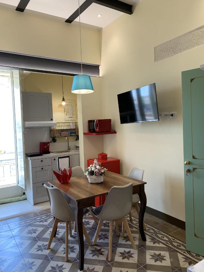 مبيت وإفطار غالاتينا Piazza Fontana Luxury المظهر الخارجي الصورة