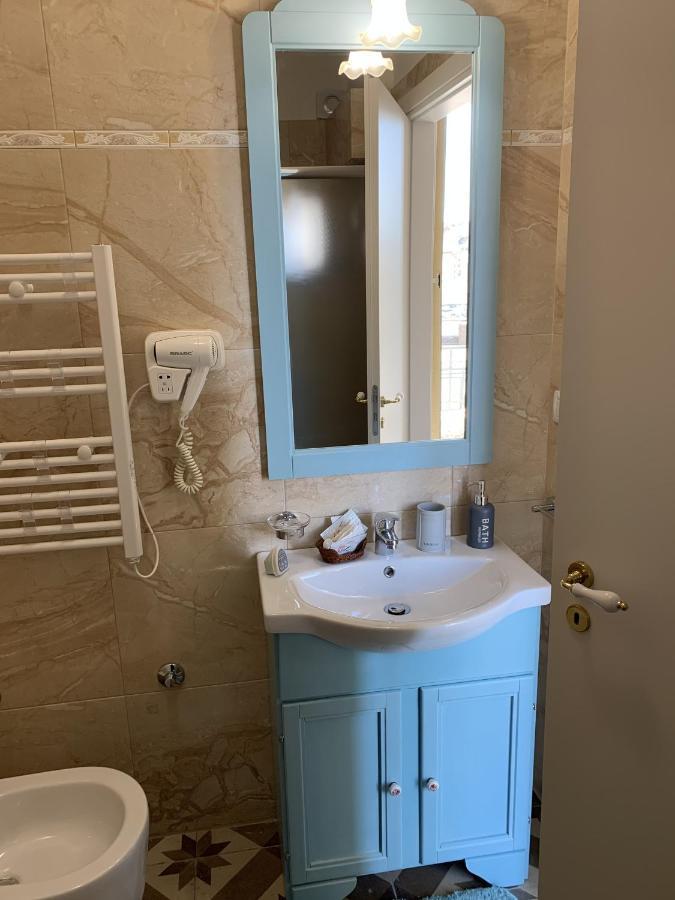مبيت وإفطار غالاتينا Piazza Fontana Luxury المظهر الخارجي الصورة