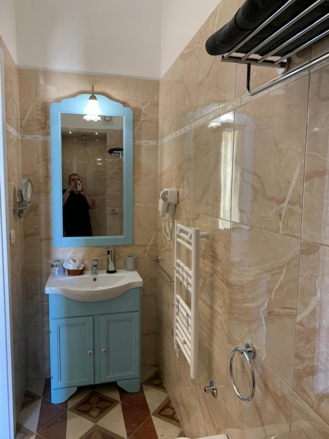 مبيت وإفطار غالاتينا Piazza Fontana Luxury المظهر الخارجي الصورة